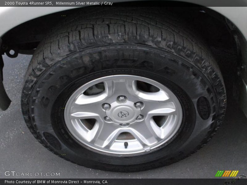 Millennium Silver Metallic / Gray 2000 Toyota 4Runner SR5