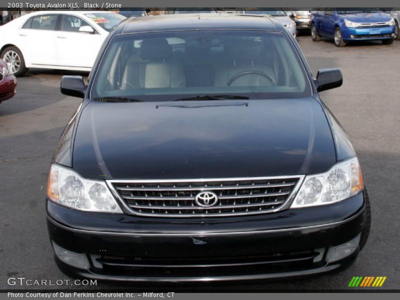 Black / Stone 2003 Toyota Avalon XLS