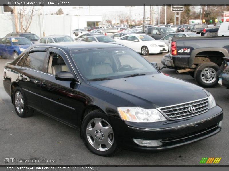 Black / Stone 2003 Toyota Avalon XLS