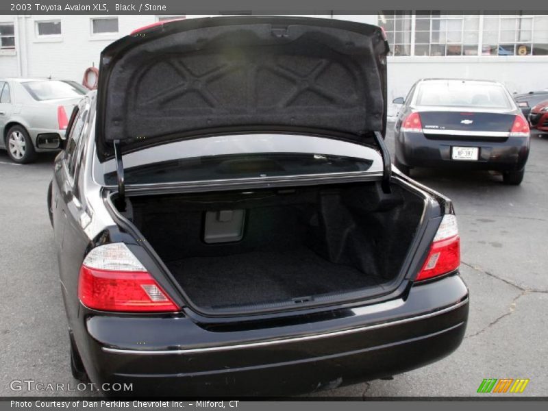 Black / Stone 2003 Toyota Avalon XLS