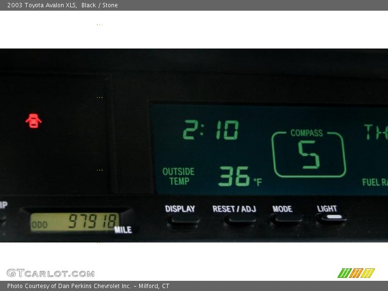 Black / Stone 2003 Toyota Avalon XLS