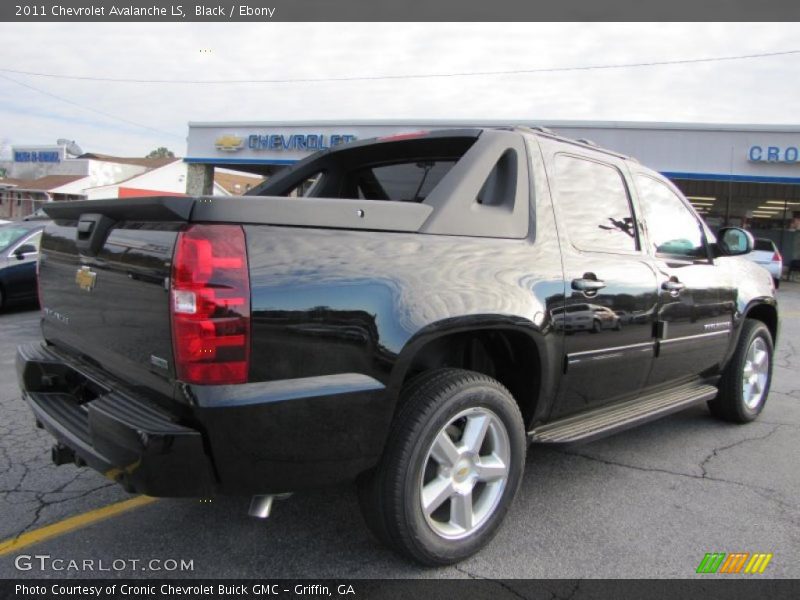 Black / Ebony 2011 Chevrolet Avalanche LS
