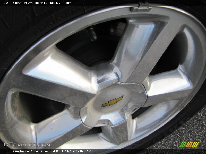 Black / Ebony 2011 Chevrolet Avalanche LS
