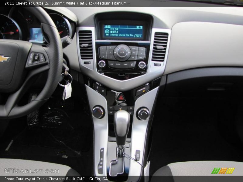 Summit White / Jet Black/Medium Titanium 2011 Chevrolet Cruze LS