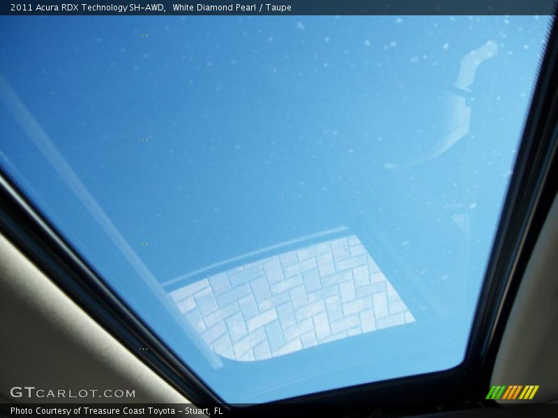 White Diamond Pearl / Taupe 2011 Acura RDX Technology SH-AWD