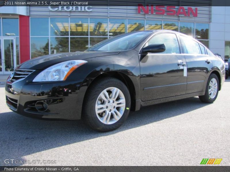 Super Black / Charcoal 2011 Nissan Altima 2.5 S