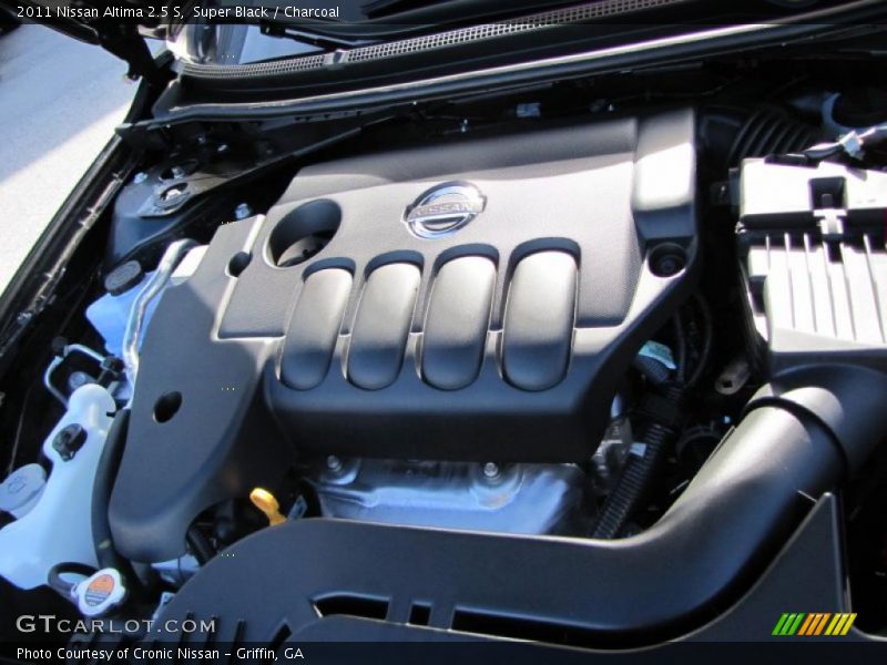 Super Black / Charcoal 2011 Nissan Altima 2.5 S