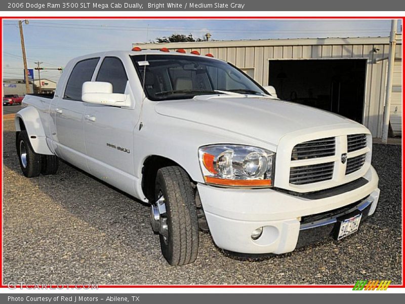 Front 3/4 View of 2006 Ram 3500 SLT Mega Cab Dually