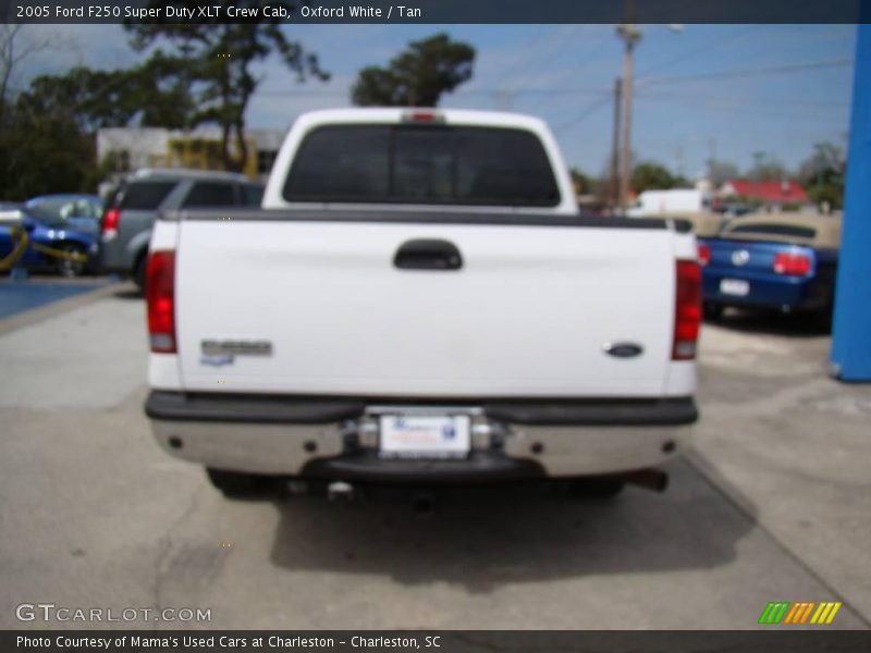 Oxford White / Tan 2005 Ford F250 Super Duty XLT Crew Cab