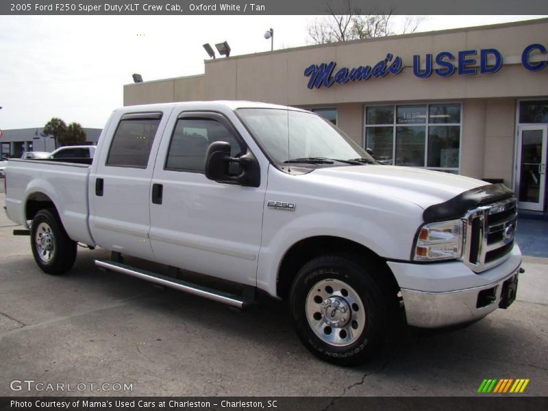 Oxford White / Tan 2005 Ford F250 Super Duty XLT Crew Cab