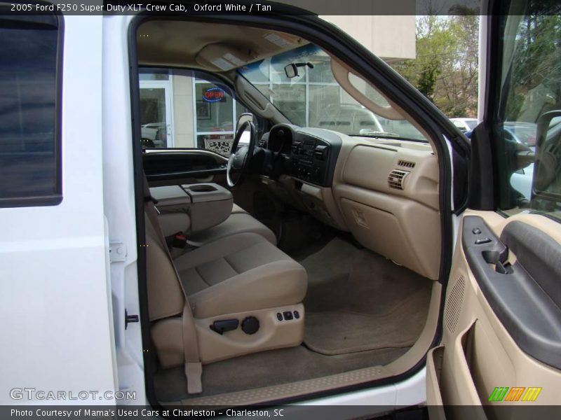 Oxford White / Tan 2005 Ford F250 Super Duty XLT Crew Cab