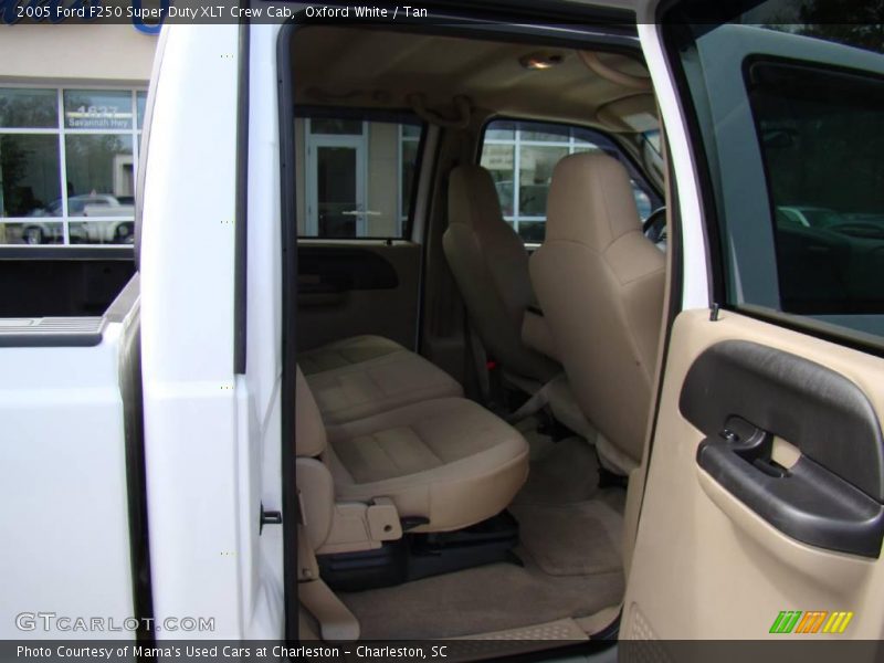 Oxford White / Tan 2005 Ford F250 Super Duty XLT Crew Cab