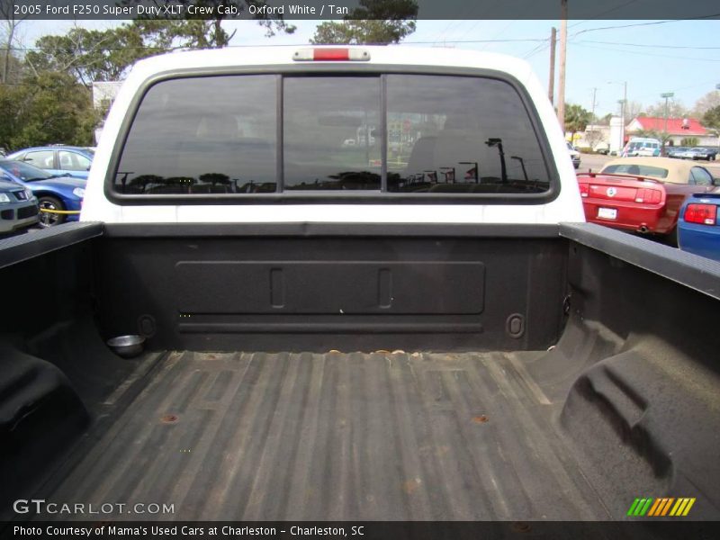 Oxford White / Tan 2005 Ford F250 Super Duty XLT Crew Cab
