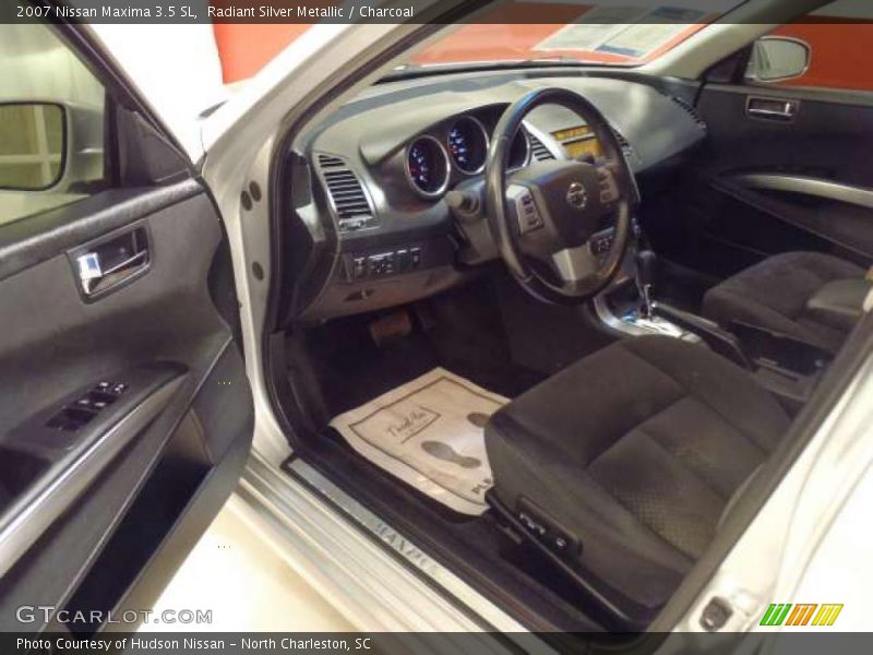 Radiant Silver Metallic / Charcoal 2007 Nissan Maxima 3.5 SL