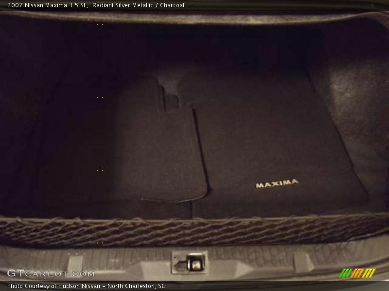 Radiant Silver Metallic / Charcoal 2007 Nissan Maxima 3.5 SL