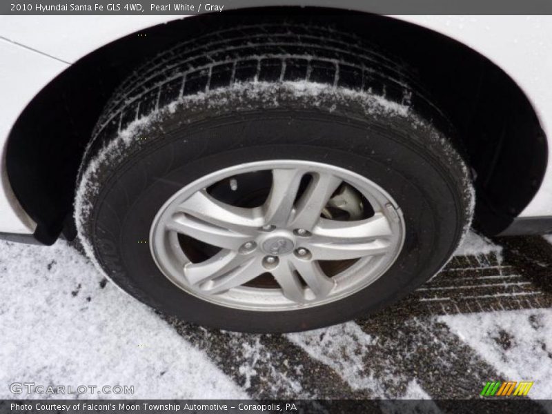 Pearl White / Gray 2010 Hyundai Santa Fe GLS 4WD
