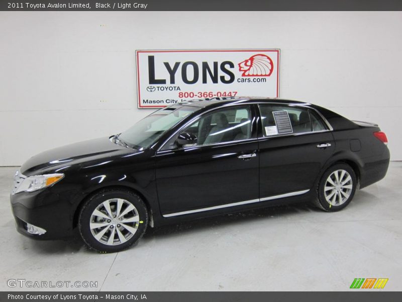 Black / Light Gray 2011 Toyota Avalon Limited