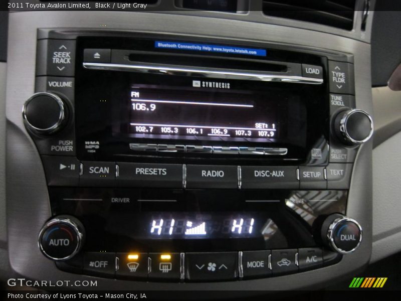 Black / Light Gray 2011 Toyota Avalon Limited