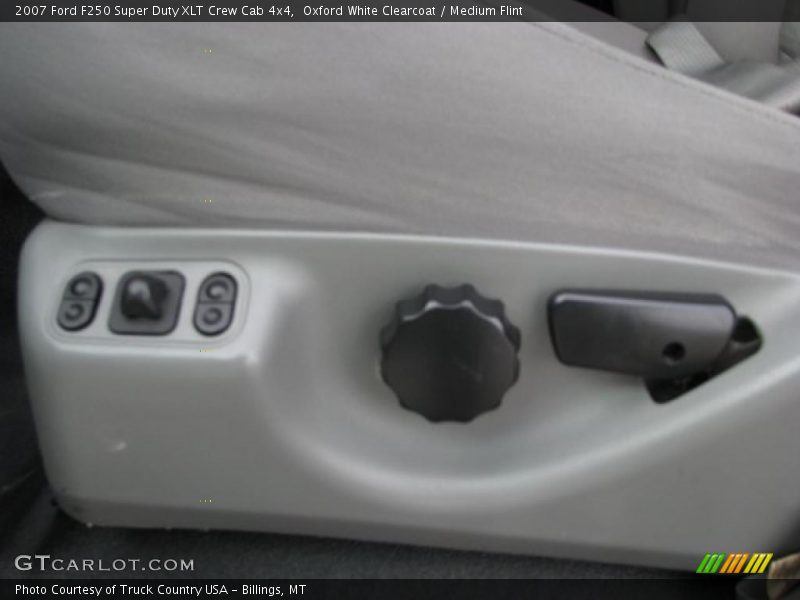 Oxford White Clearcoat / Medium Flint 2007 Ford F250 Super Duty XLT Crew Cab 4x4