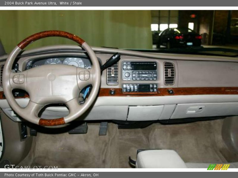 Dashboard of 2004 Park Avenue Ultra