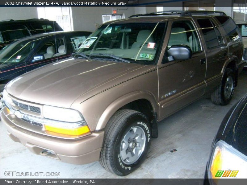 Sandalwood Metallic / Medium Gray 2002 Chevrolet Blazer LS 4x4