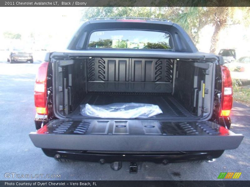 Black / Ebony 2011 Chevrolet Avalanche LT