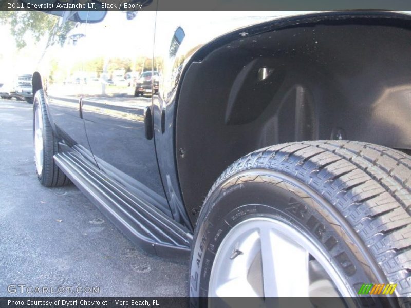 Black / Ebony 2011 Chevrolet Avalanche LT