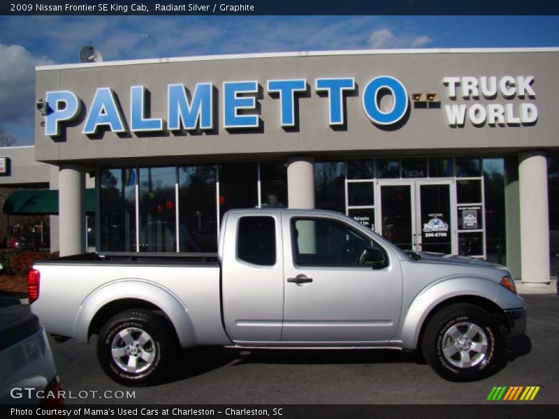 Radiant Silver / Graphite 2009 Nissan Frontier SE King Cab