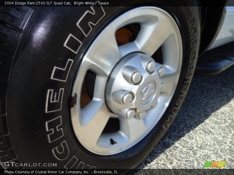 Bright White / Taupe 2004 Dodge Ram 2500 SLT Quad Cab