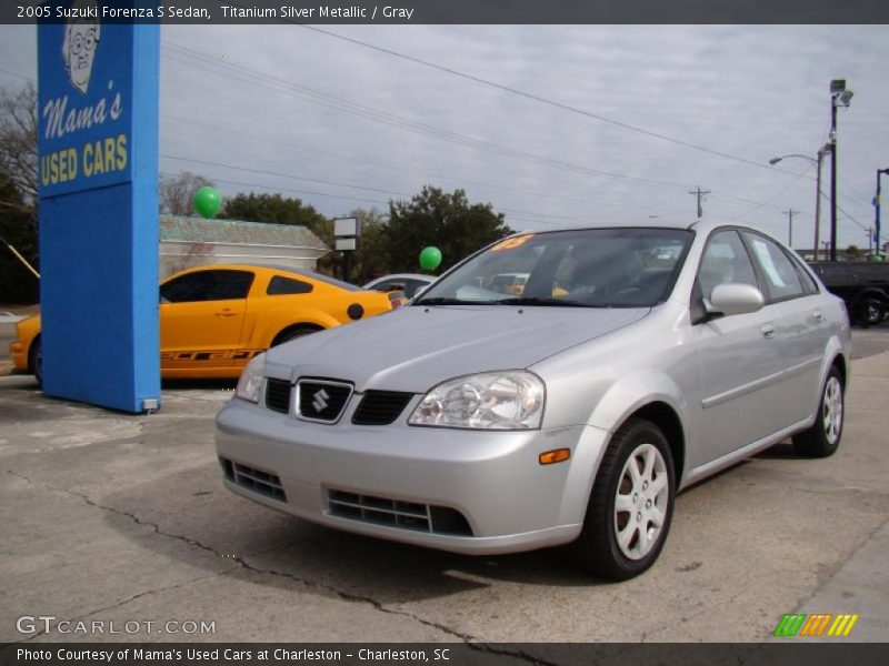 Titanium Silver Metallic / Gray 2005 Suzuki Forenza S Sedan