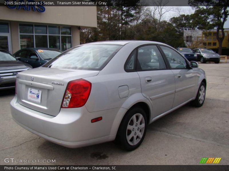 Titanium Silver Metallic / Gray 2005 Suzuki Forenza S Sedan