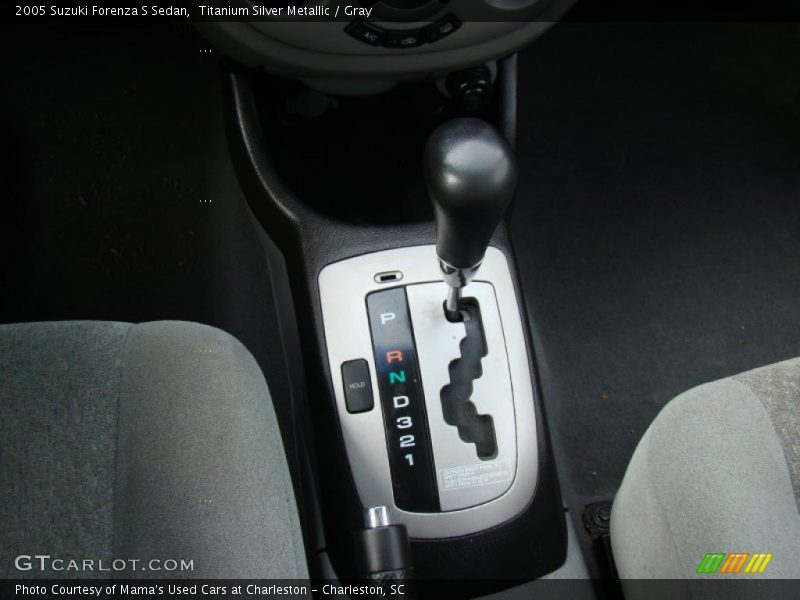 Titanium Silver Metallic / Gray 2005 Suzuki Forenza S Sedan
