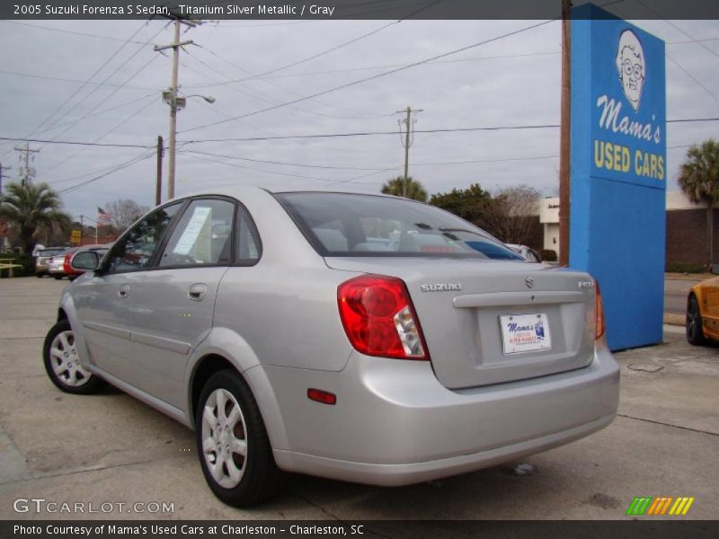 Titanium Silver Metallic / Gray 2005 Suzuki Forenza S Sedan