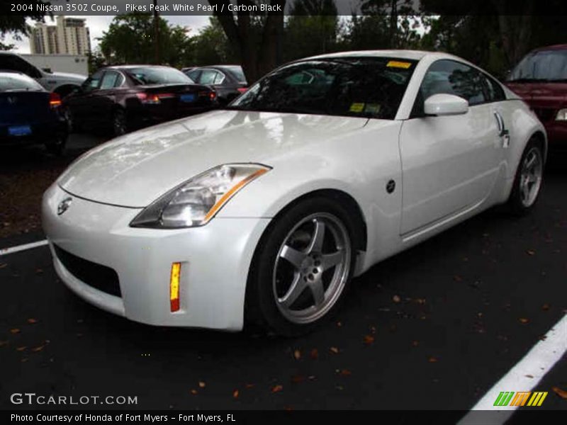 Pikes Peak White Pearl / Carbon Black 2004 Nissan 350Z Coupe