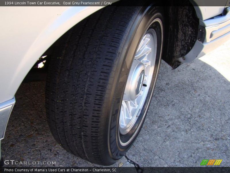 Opal Grey Pearlescent / Gray 1994 Lincoln Town Car Executive
