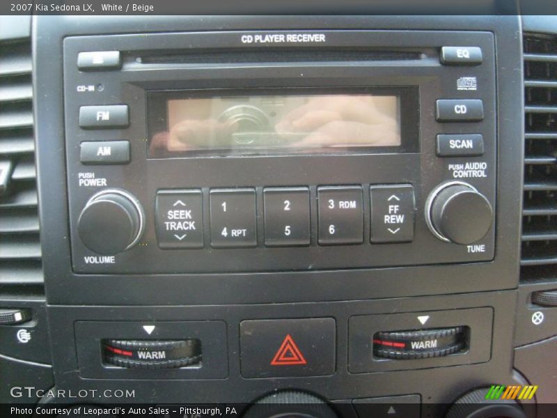 White / Beige 2007 Kia Sedona LX