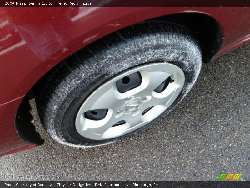 Inferno Red / Taupe 2004 Nissan Sentra 1.8 S