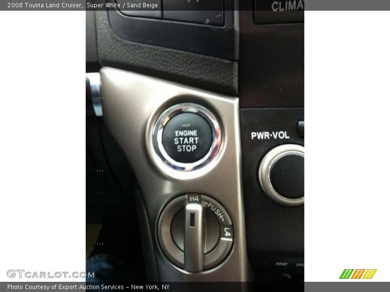 Controls of 2008 Land Cruiser 