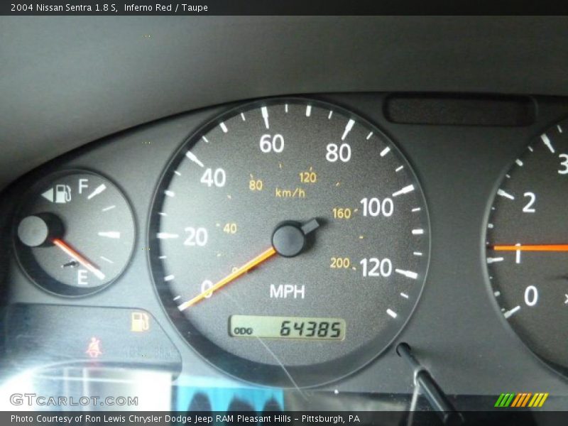 Inferno Red / Taupe 2004 Nissan Sentra 1.8 S