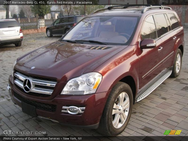 Front 3/4 View of 2007 GL 450