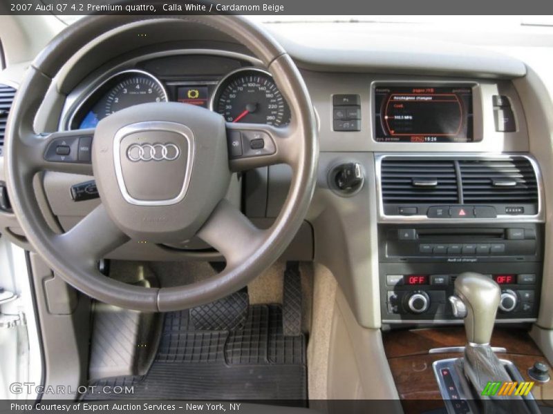 Dashboard of 2007 Q7 4.2 Premium quattro
