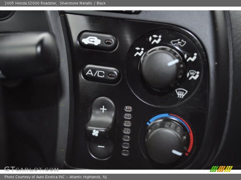 Silverstone Metallic / Black 2005 Honda S2000 Roadster