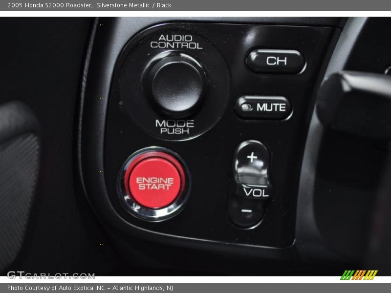 Silverstone Metallic / Black 2005 Honda S2000 Roadster