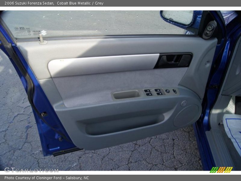 Cobalt Blue Metallic / Grey 2006 Suzuki Forenza Sedan