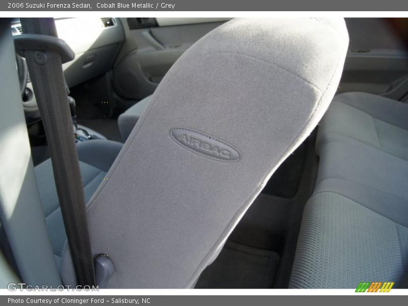 Cobalt Blue Metallic / Grey 2006 Suzuki Forenza Sedan