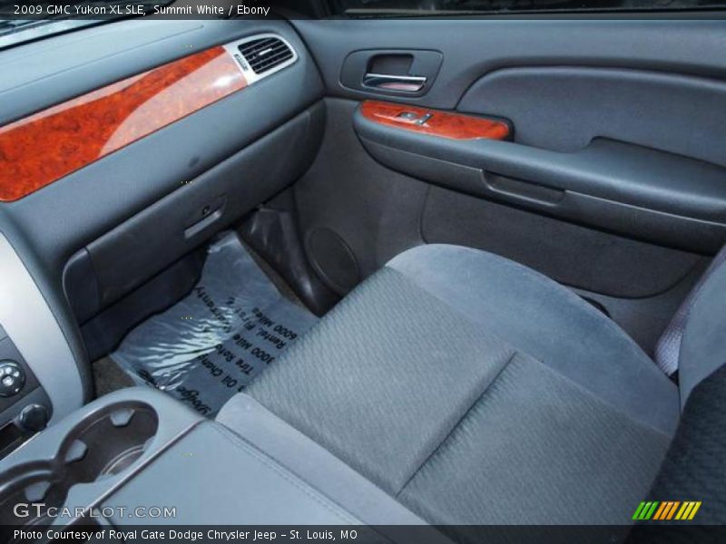 Summit White / Ebony 2009 GMC Yukon XL SLE