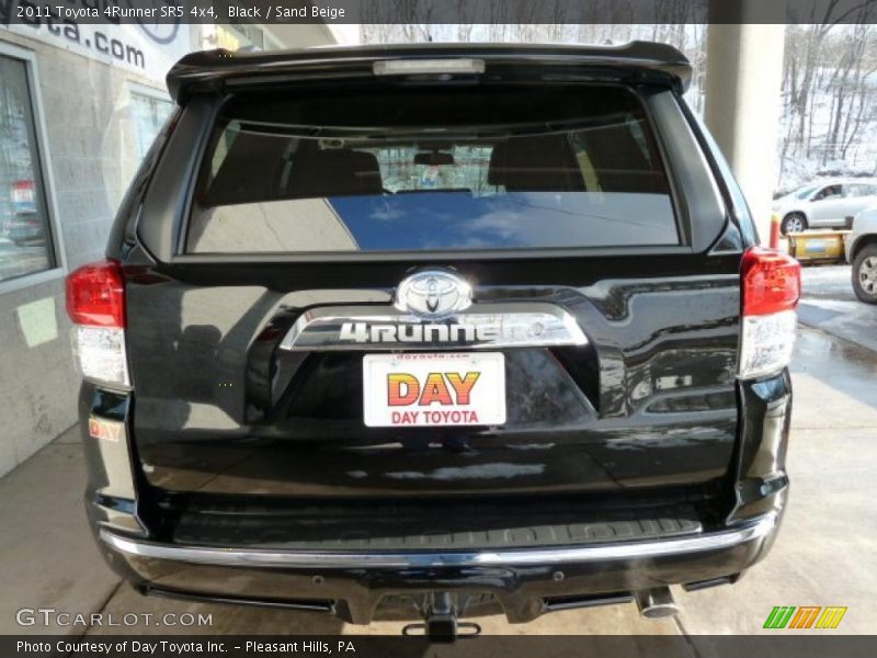 Black / Sand Beige 2011 Toyota 4Runner SR5 4x4