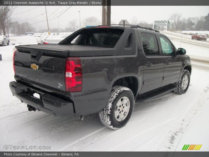  2011 Avalanche LS 4x4 Taupe Gray Metallic