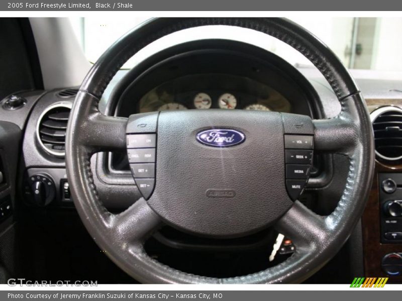  2005 Freestyle Limited Steering Wheel