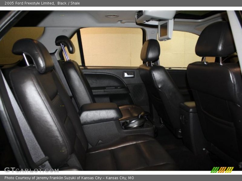 Black / Shale 2005 Ford Freestyle Limited